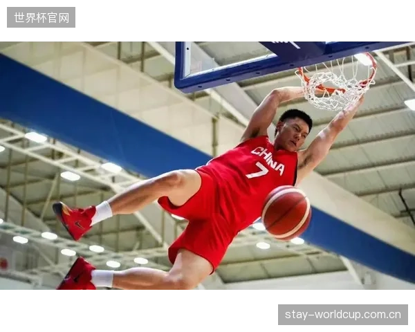 总决赛X因素分析，李弘权的前场篮板与朱俊龙的锋线压迫将成战术奇兵。